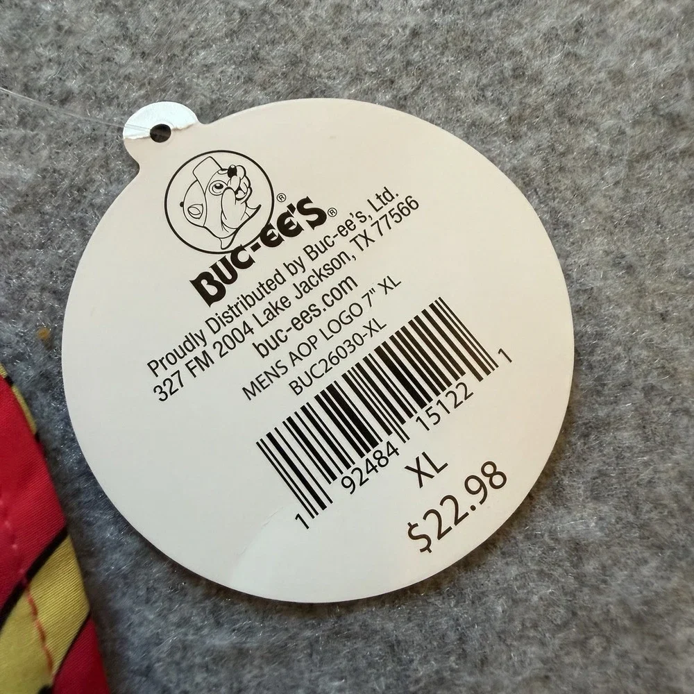 NWT Buc-ee's Men's Swim Trunks Shorts Red Yellow Beaver Logo Beach Lined Size XL